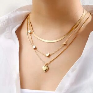 Elegant Layered Heart Chains with Herringbone Chain